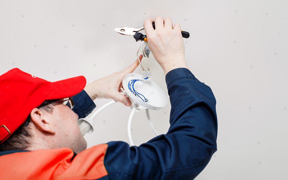 électricien maintenance Courbevoie